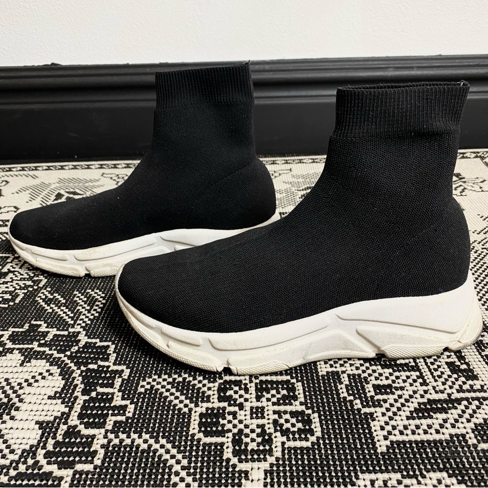 Steve Madden black knit sock sneaker size 5.5 chunky heel